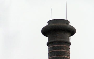 Невская мануфактура на Синопской набережной, дымовая труба Любовь