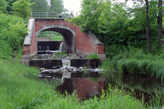 Баболовский парк, река Кузьминка, плотина, мост