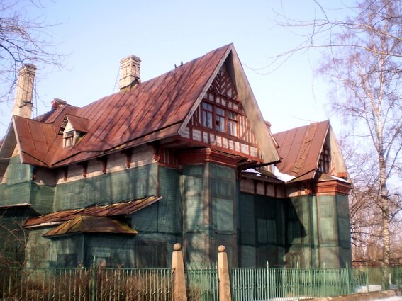 Дом в Екатерининском переулке, 9, в Ломоносове