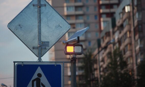 Светодиодная подсветка на пешеходном переходе