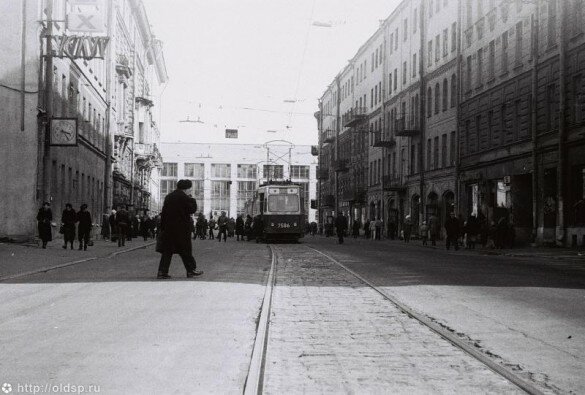 Трамвай в Финском переулке