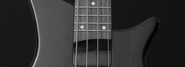 bass-guitar-894524_640