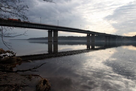 Ладожский мост через Неву