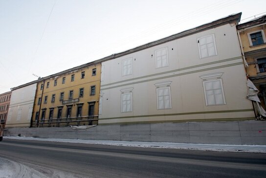Казармы на Римского-Корсакова хотят превратить в жилой комплекс