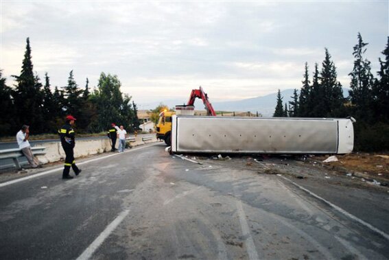 Перевернувшийся автобус в Греции, Салоники — Халкидики