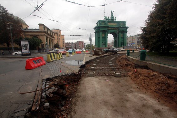 Площадь Стачек, ремонт трамвайных путей