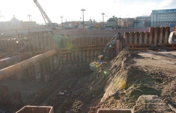 Строительство на Пироговской набережной, рытье тоннеля