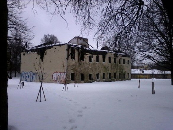 Бывший дом колхозника Калининского рынка на Полюстровском проспекте, 40