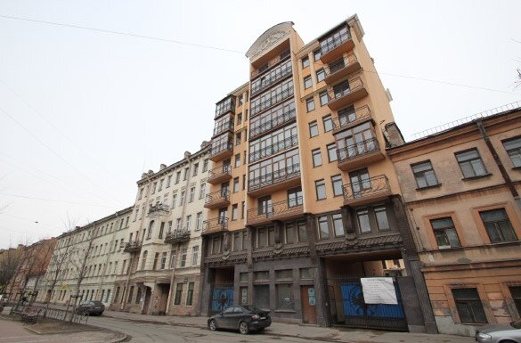 Жилой комплекс на улице Черняховского, 25
