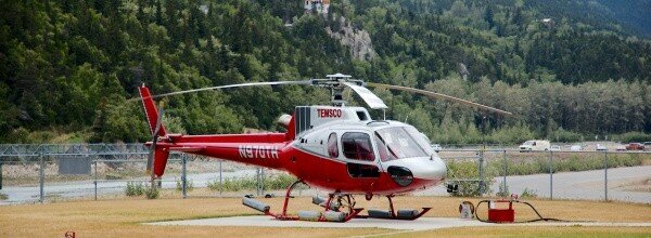Eurocopter_AS350_B2_Ecureuil_(N970TH)