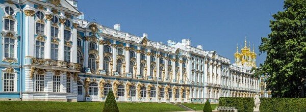 800px-Catherine_Palace_in_Tsarskoe_Selo